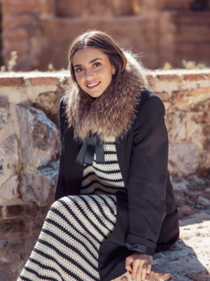 Cuello con lazada natural