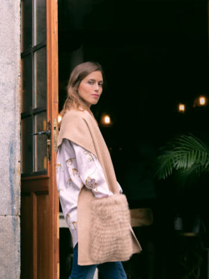 Bufanda maxibolsillos camel